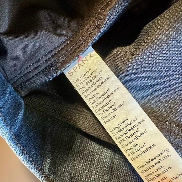 Spanx Dark Blue Wash Ankle Length Pull-On Skinny Jeans Size Small - Picture 7 of 11